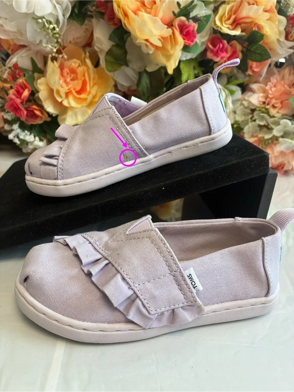 TOMS Tiny Ruffle Textile Slip-On Shoes Lavender Purple Toddler Girl 9 Hook Loop